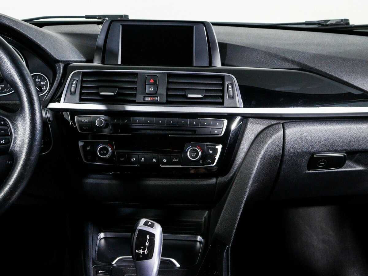 Б/У БМВ 3 серии 2015 года. Фото: #10