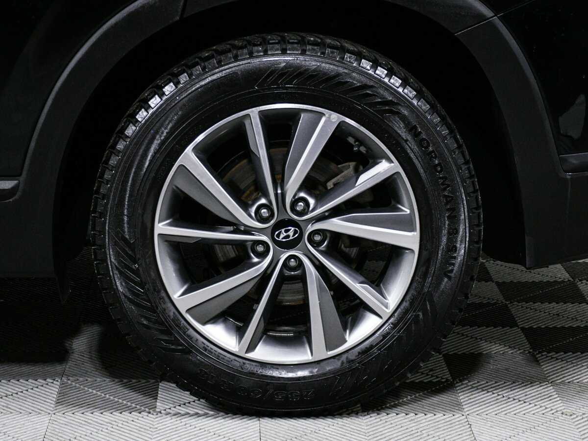 Б/У Хендай Санта Фе 2018 года. Фото: #14