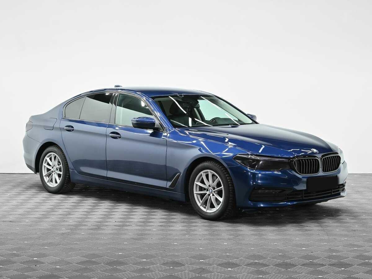 Б/У БМВ 5 серии 2017 года. Фото: #1