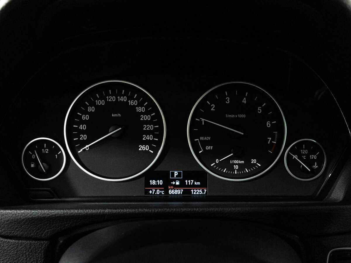 Б/У БМВ 3 серии 2018 года. Фото: #11