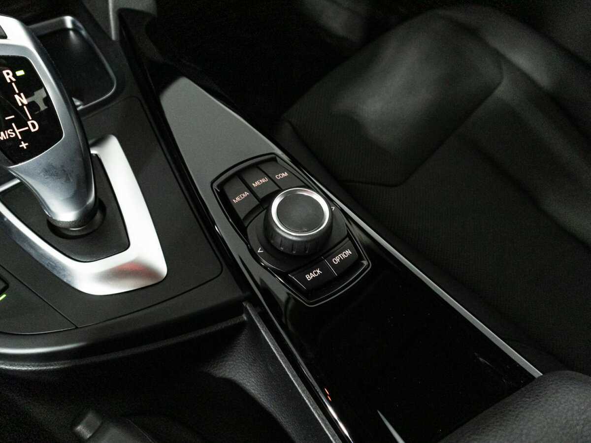 Б/У БМВ 3 серии 2018 года. Фото: #17