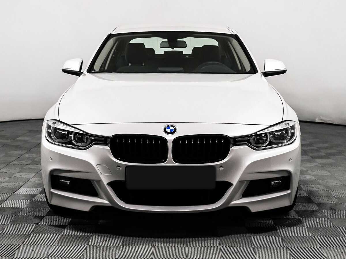 Б/У БМВ 3 серии 2016 года. Фото: #1