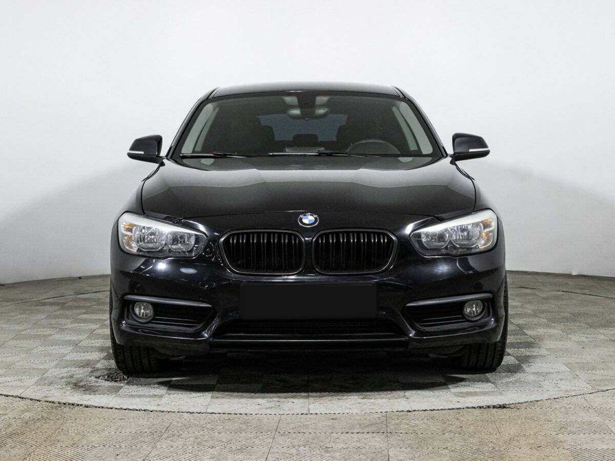 Б/У БМВ 1 серии 2017 года. Фото: #1