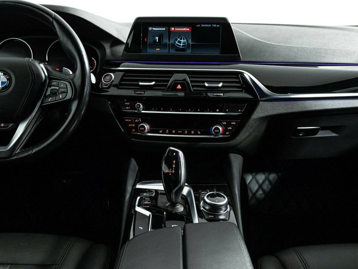 Б/У БМВ 5 серии 2017 года. Фото: #13