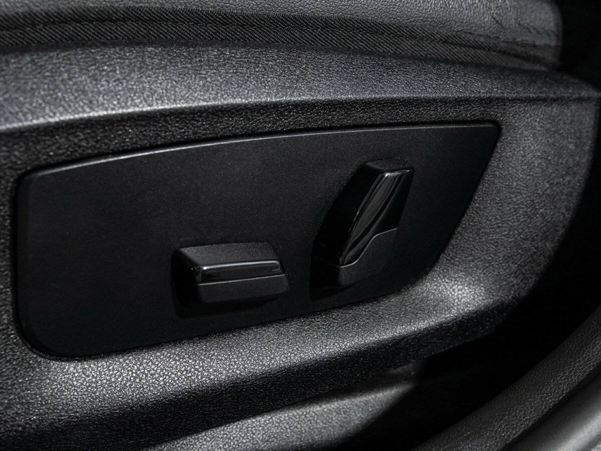 Б/У БМВ 5 серии 2017 года. Фото: #16