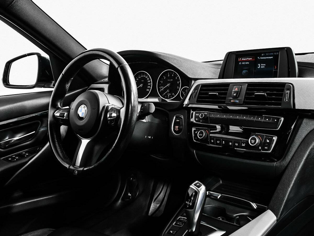 Б/У БМВ 3 серии 2018 года. Фото: #8