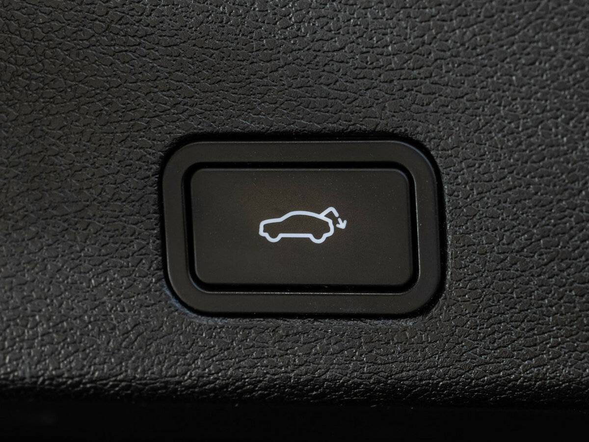 Б/У Джили Тугелла 2021 года. Фото: #18