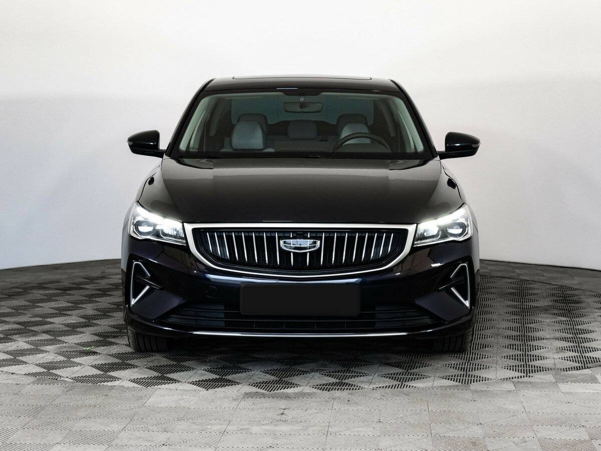 Б/У Джили Эмгранд 2023 года. Фото: #1