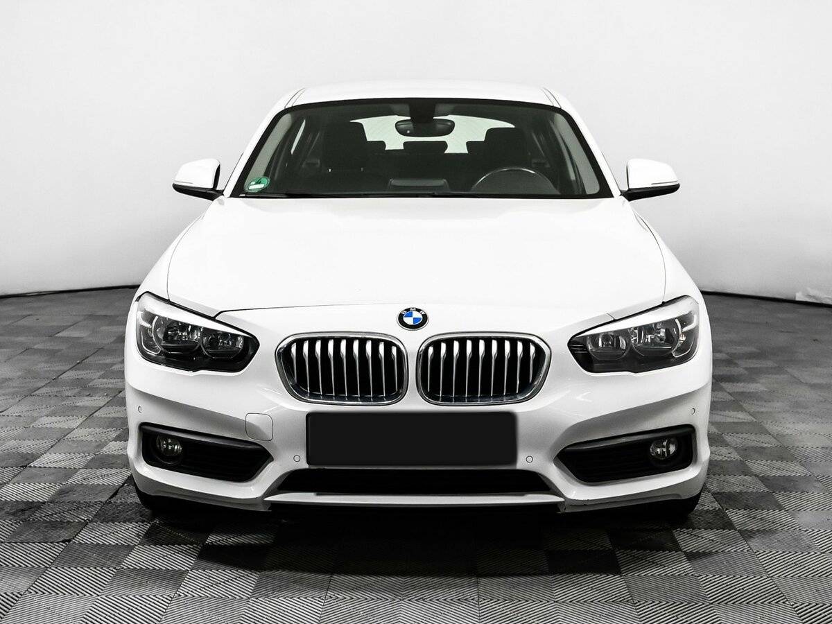 Б/У БМВ 1 серии 2018 года. Фото: #1