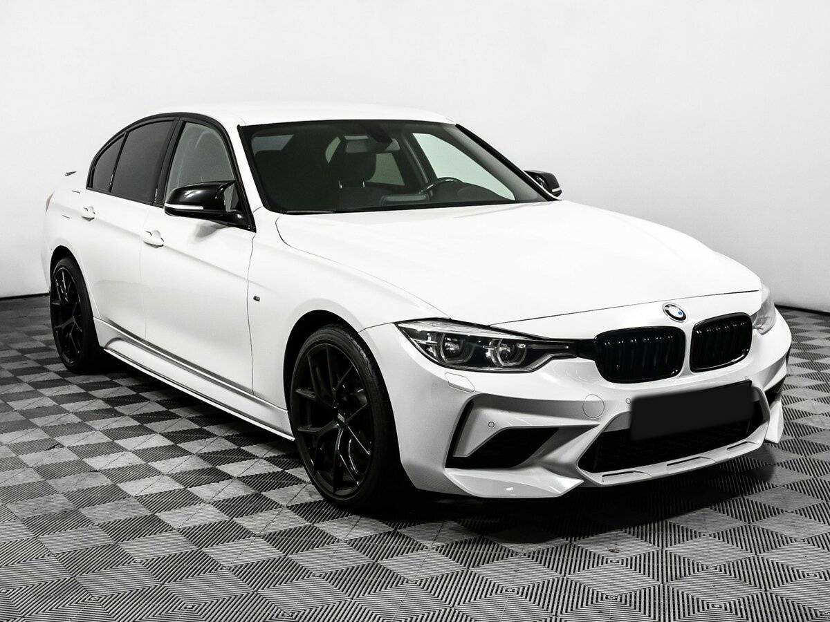 Б/У БМВ 3 серии 2016 года. Фото: #2