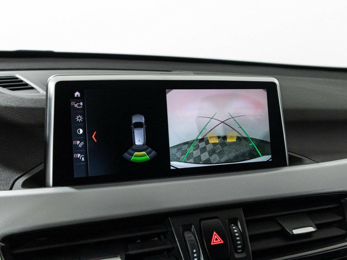 Б/У БМВ Икс1 2019 года. Фото: #16