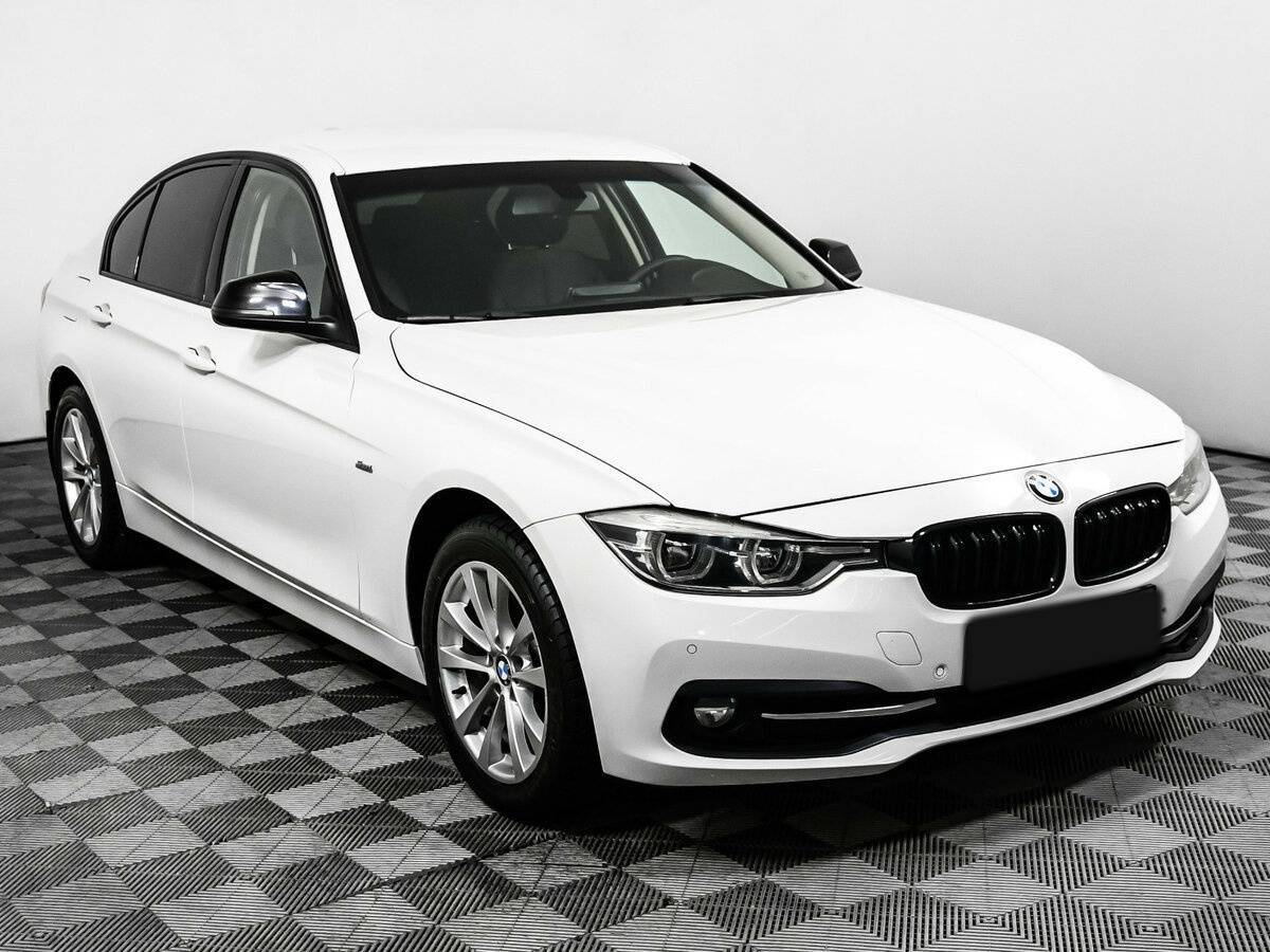 Б/У БМВ 3 серии 2017 года. Фото: #2