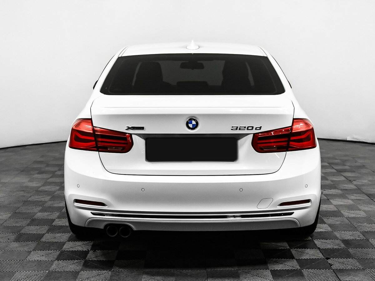 Б/У БМВ 3 серии 2017 года. Фото: #5