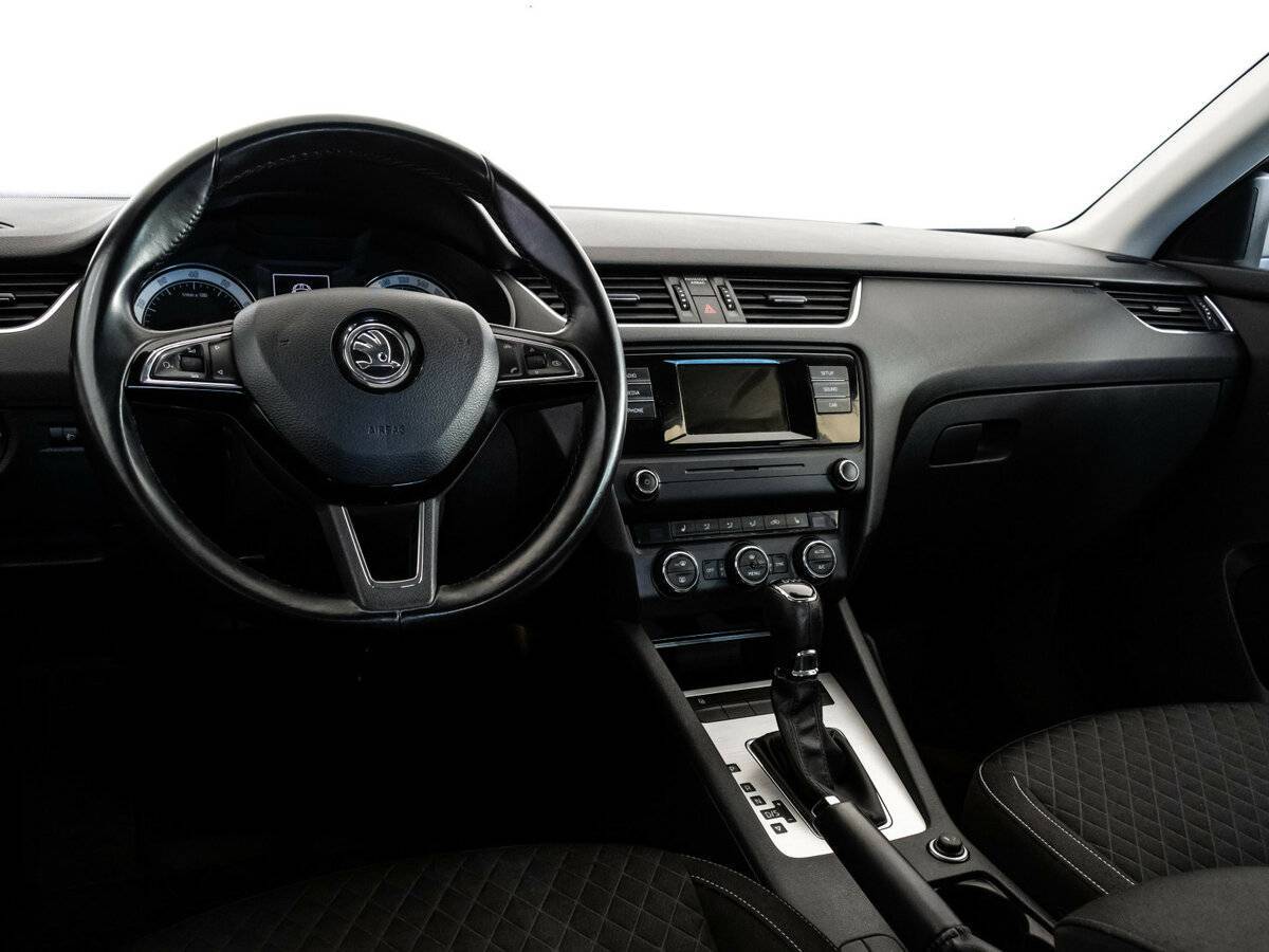 Б/У Шкода Октавия 2016 года. Фото: #8