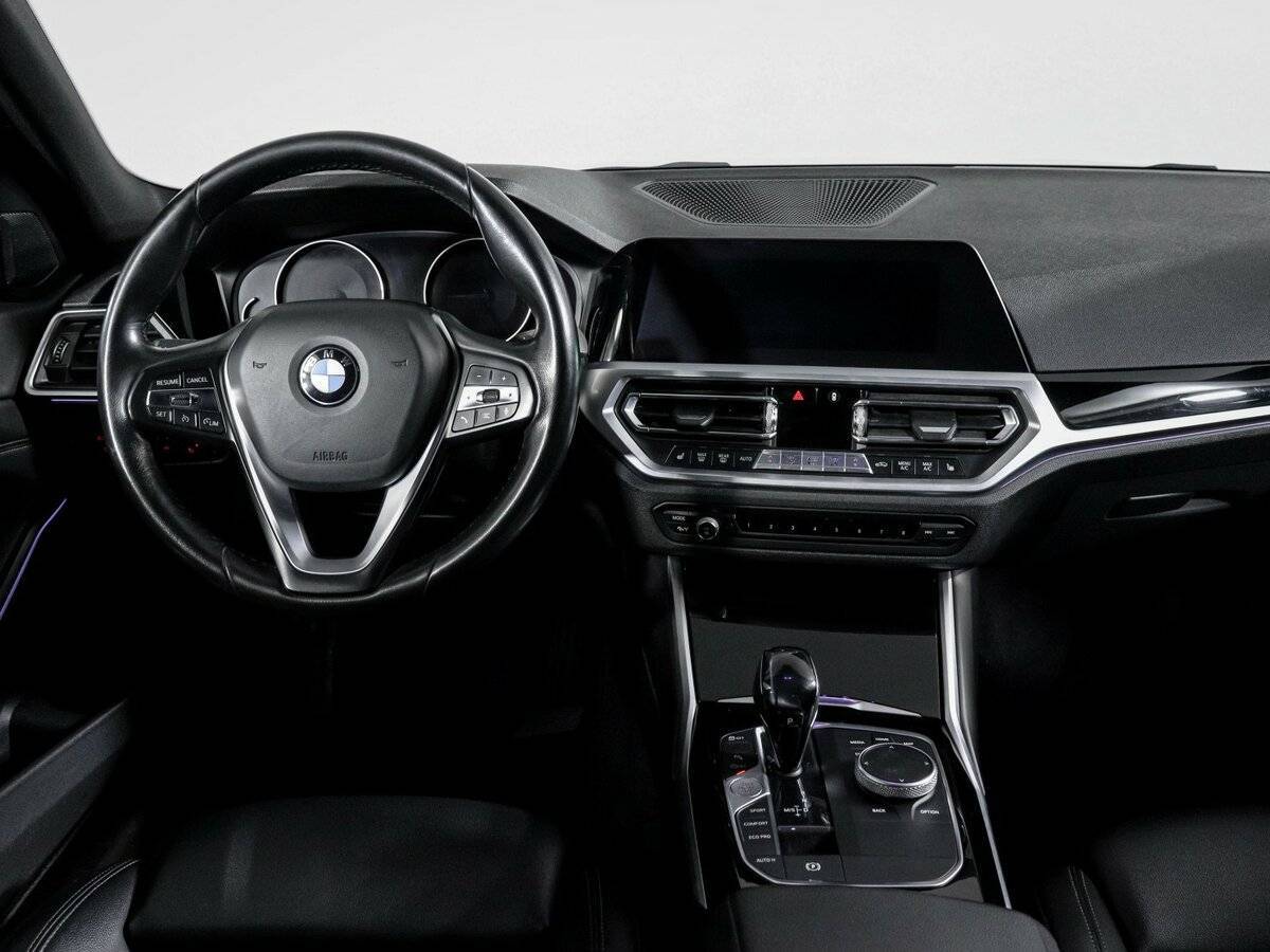 Б/У БМВ 3 серии 2019 года. Фото: #11