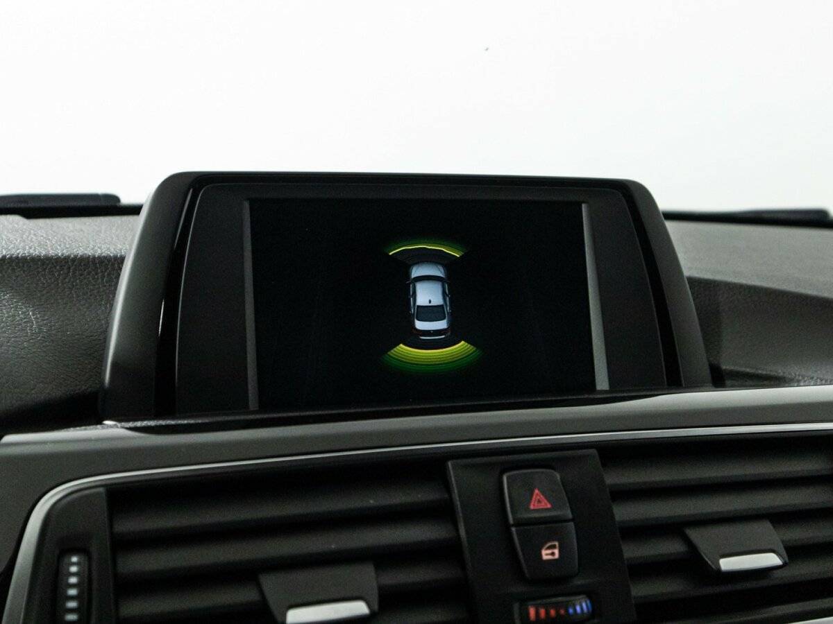 Б/У БМВ 3 серии 2017 года. Фото: #14