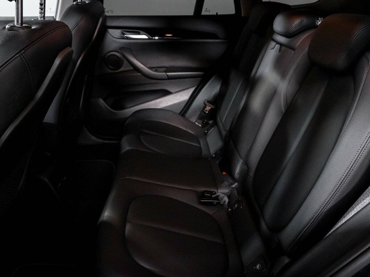 Б/У БМВ Икс1 2020 года. Фото: #8