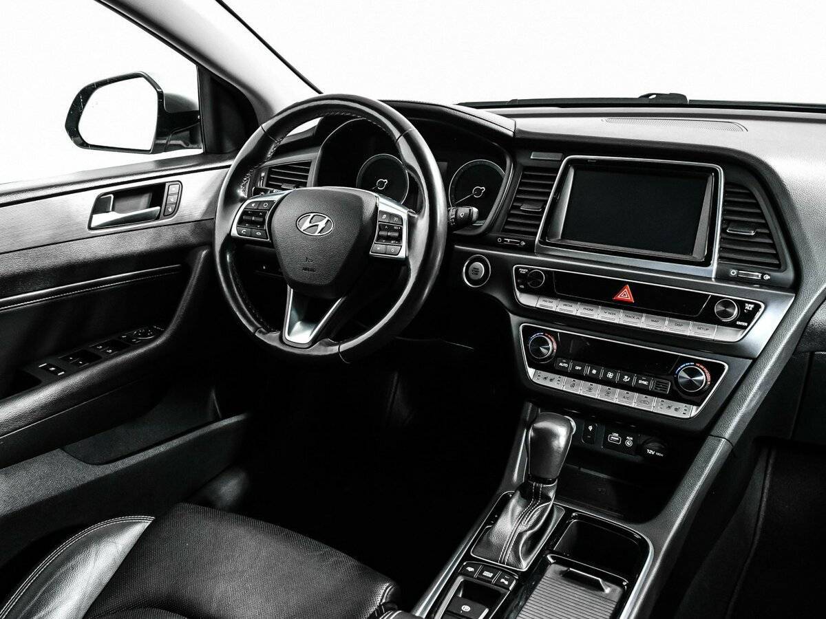 Б/У Хендай Соната 2017 года. Фото: #8