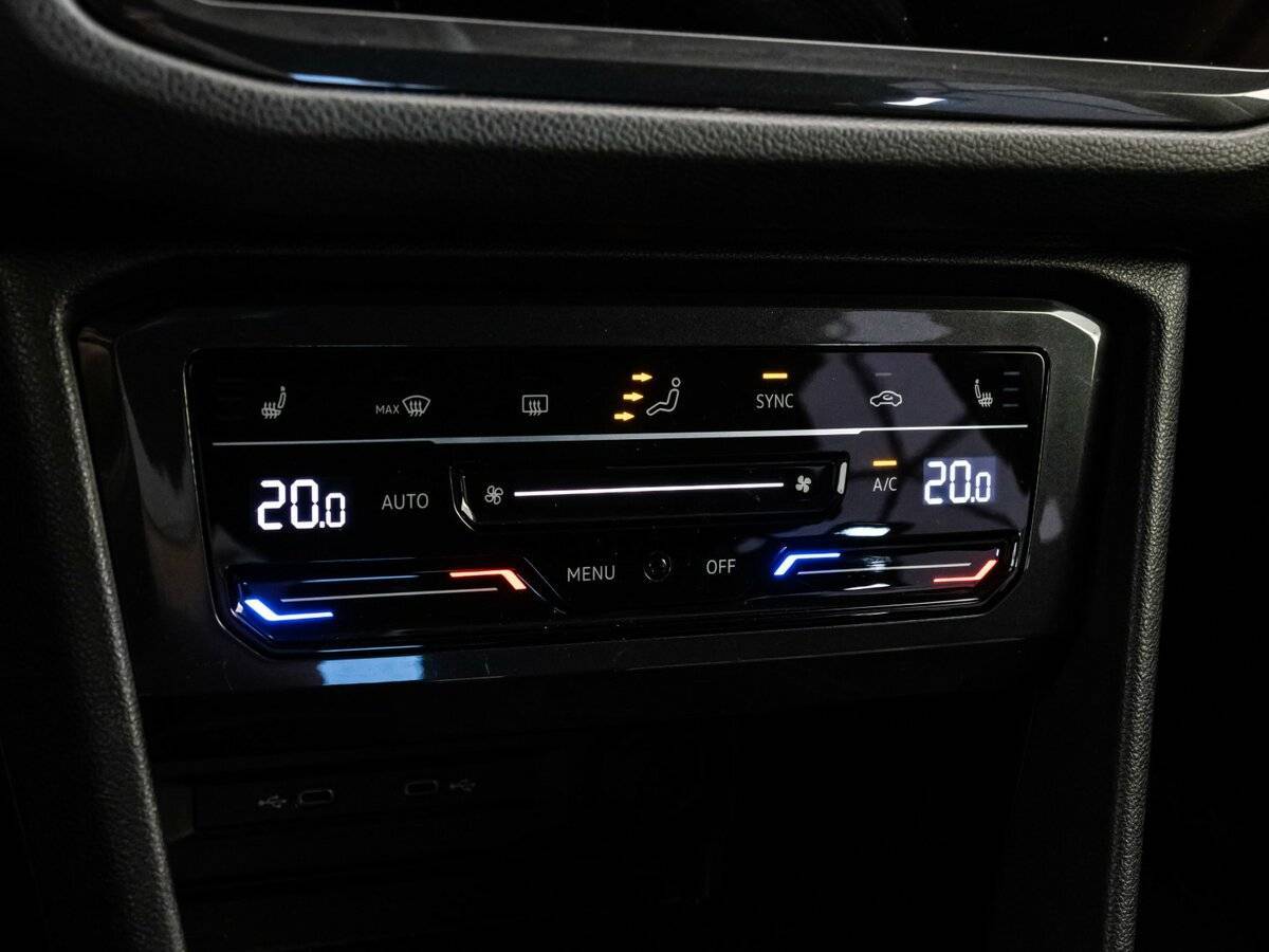 Б/У Фольксваген Тигуан 2021 года. Фото: #11