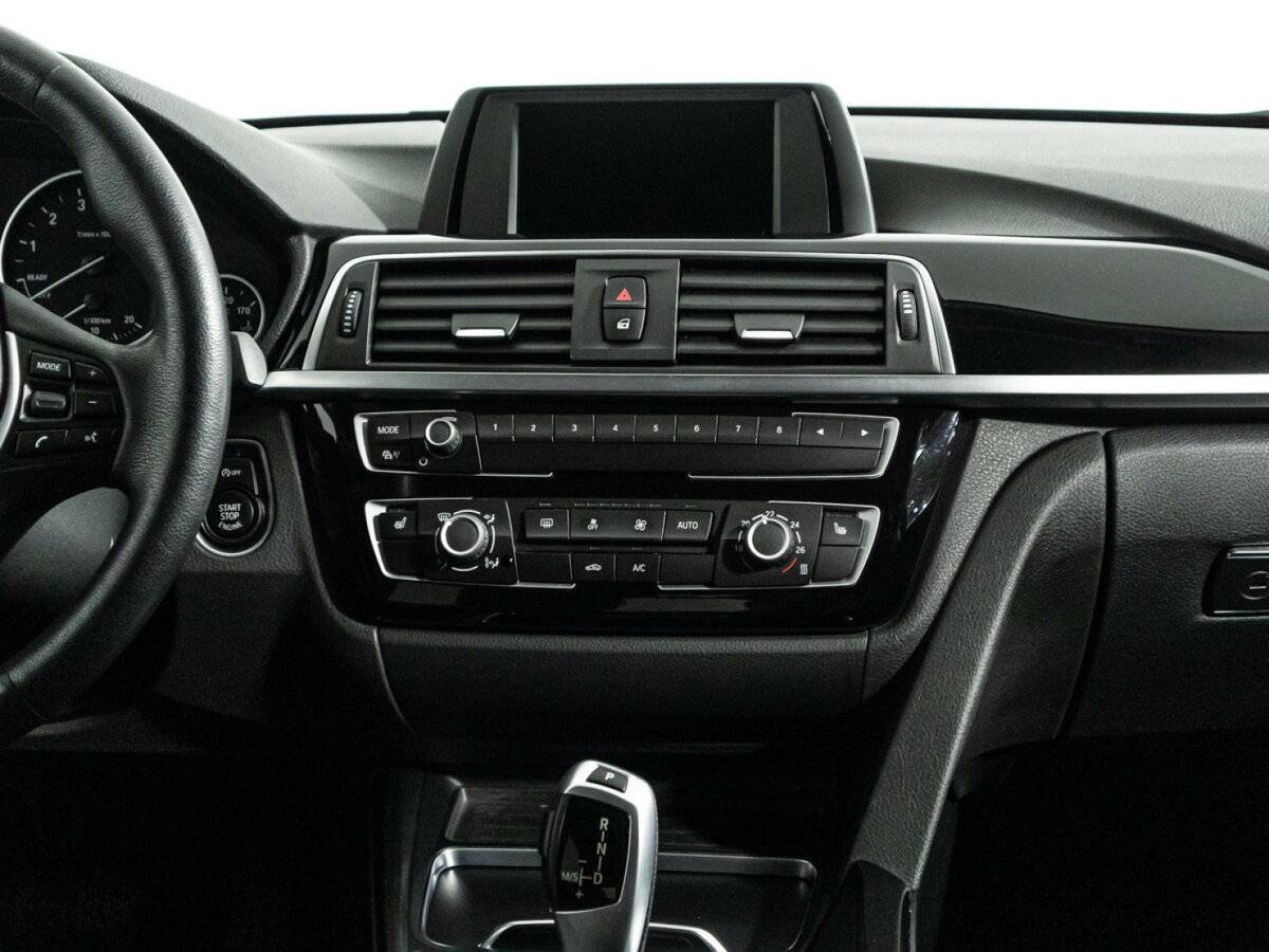 Б/У БМВ 3 серии 2018 года. Фото: #13