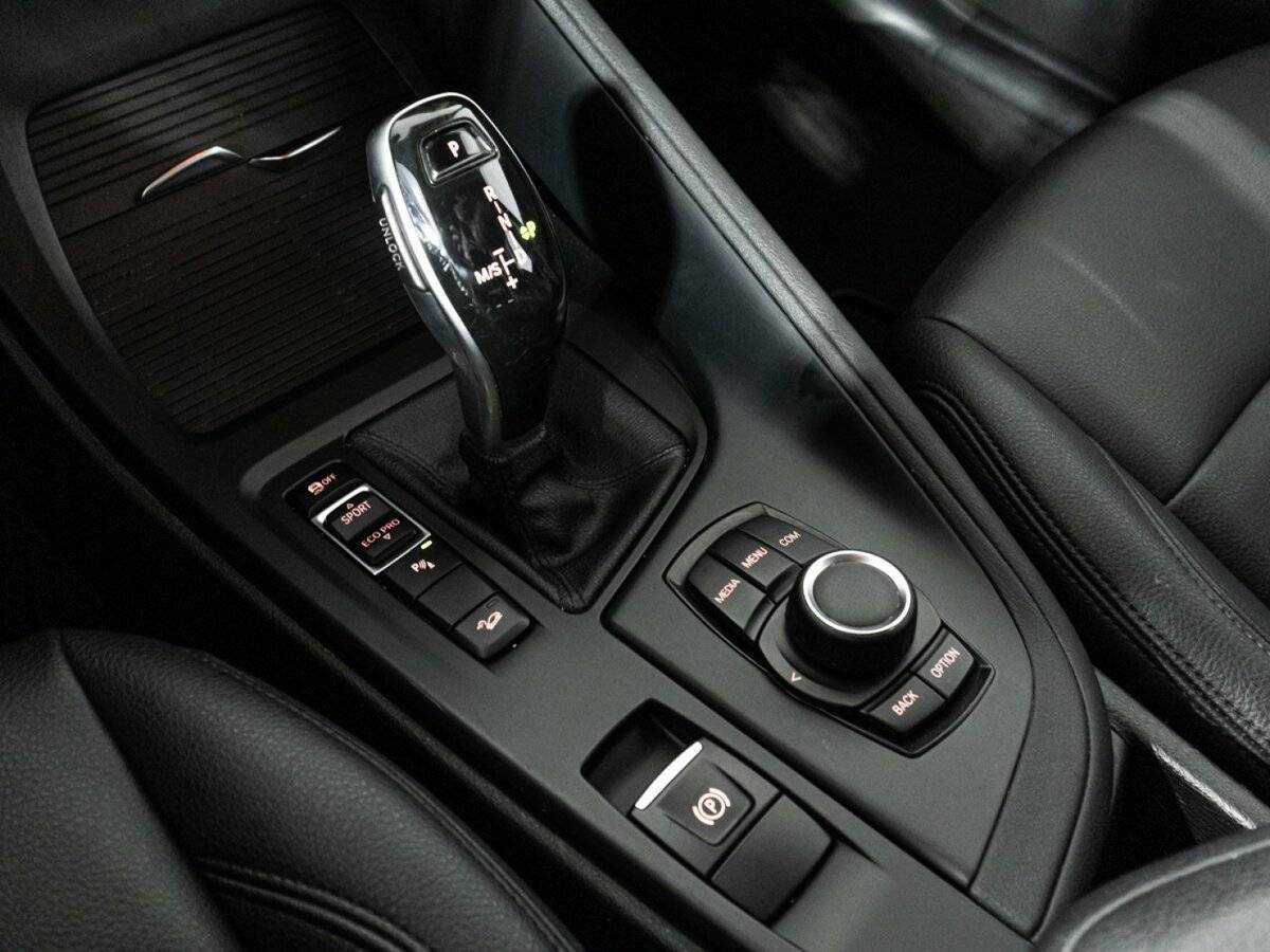 Б/У БМВ Икс1 2018 года. Фото: #18