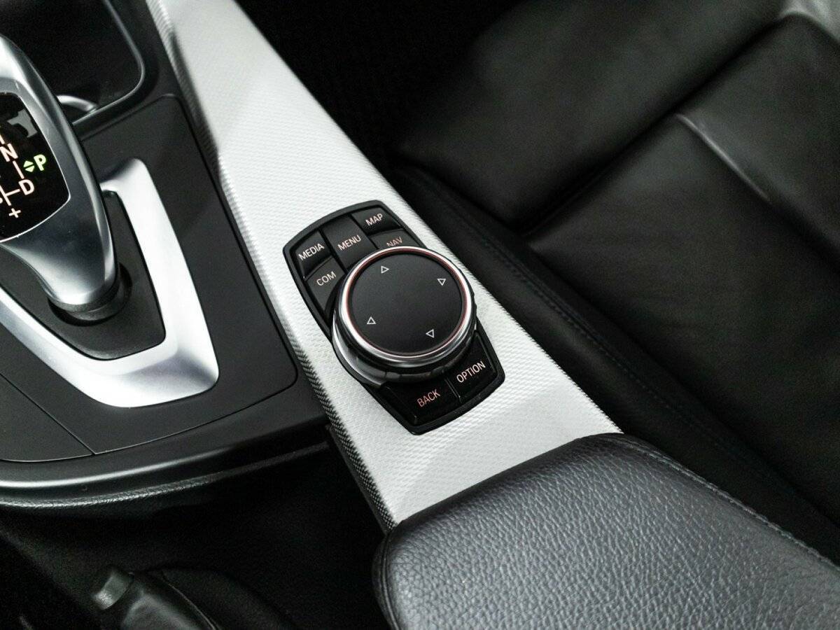 Б/У БМВ 3 серии 2018 года. Фото: #17