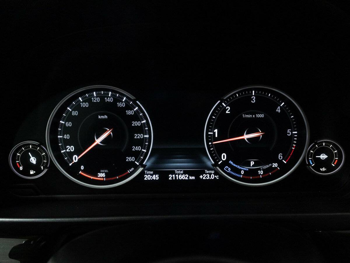 Б/У БМВ 5 серии 2016 года. Фото: #11