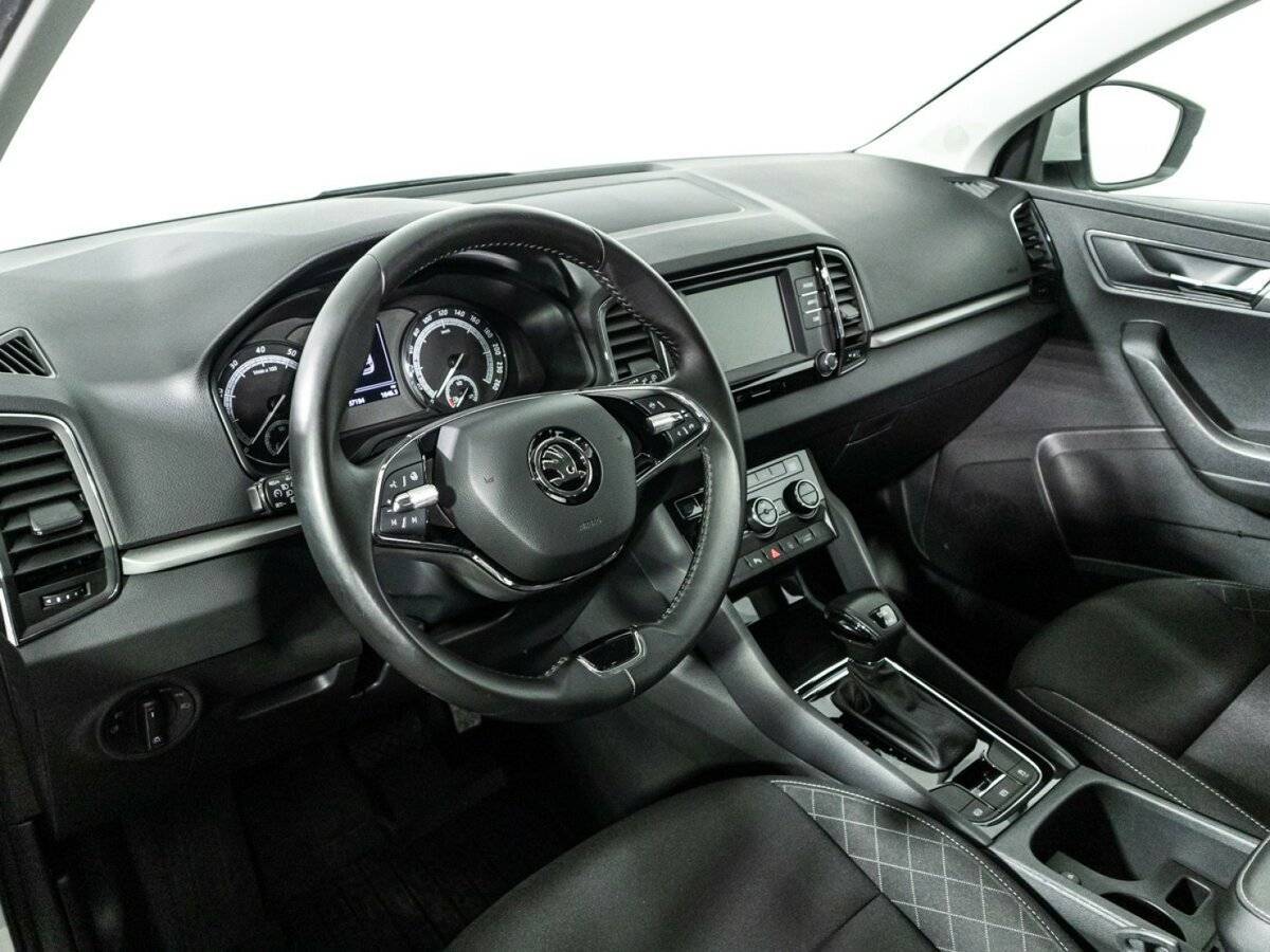 Б/У Шкода Карок 2021 года. Фото: #9