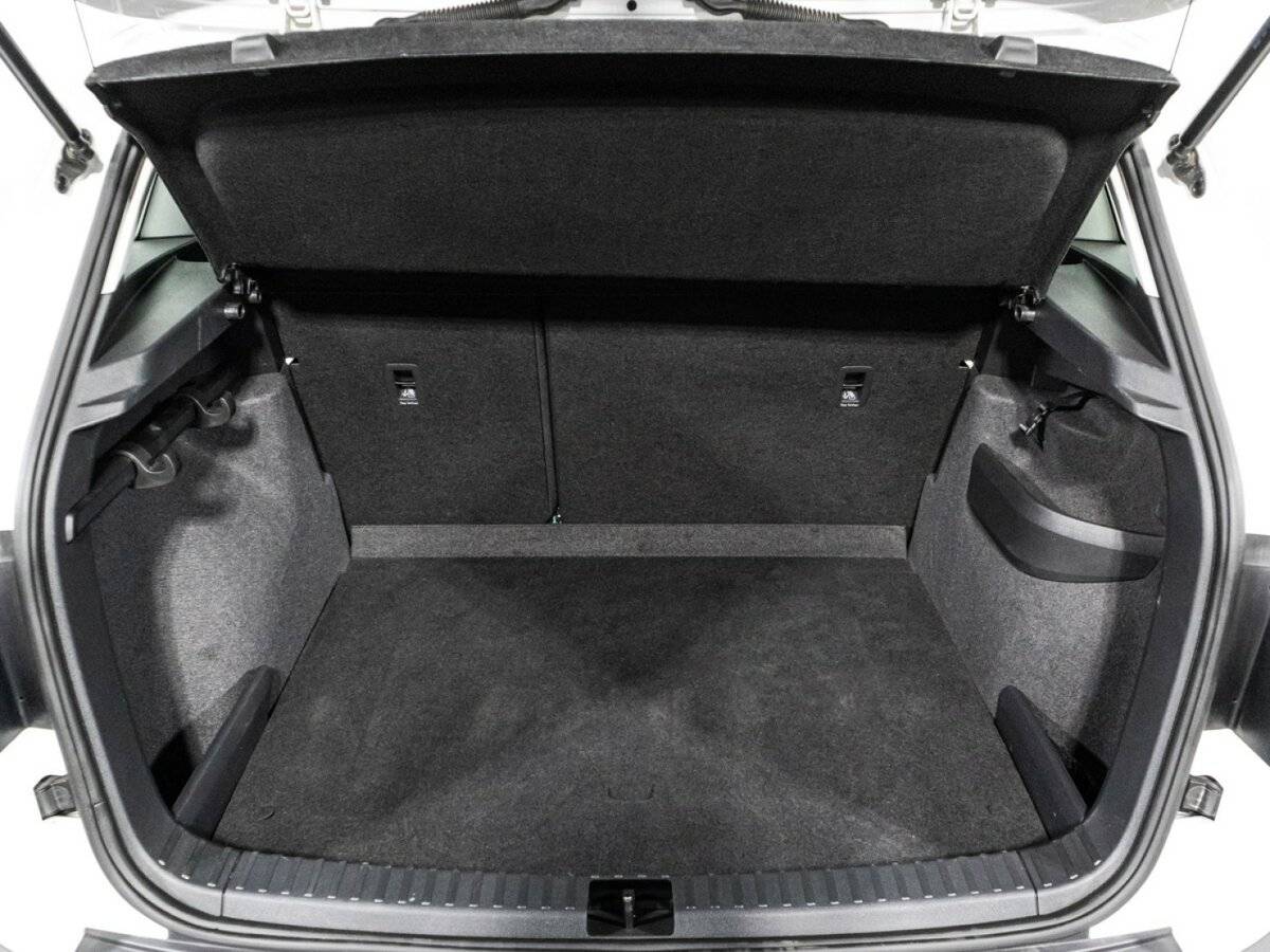 Б/У Шкода Карок 2021 года. Фото: #12