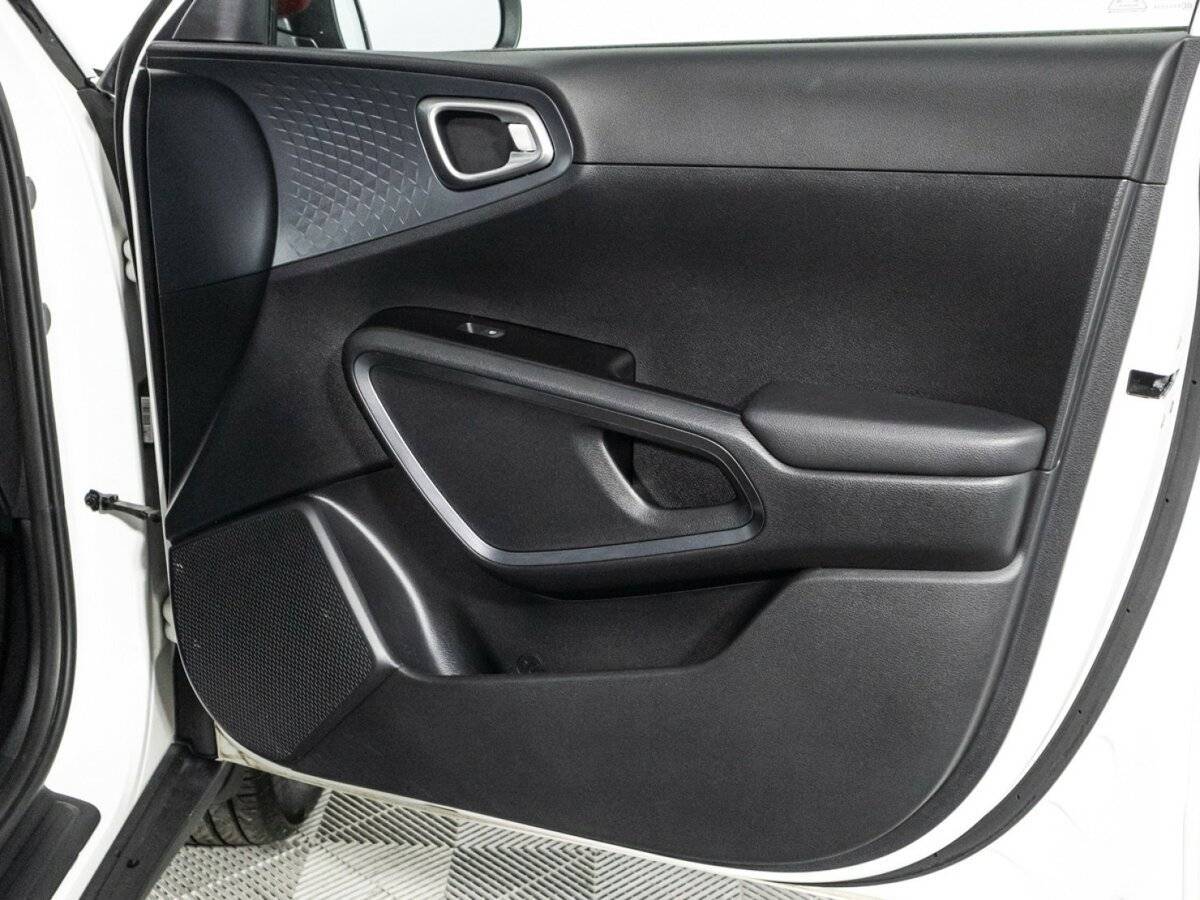 Б/У Киа Соул 2022 года. Фото: #23