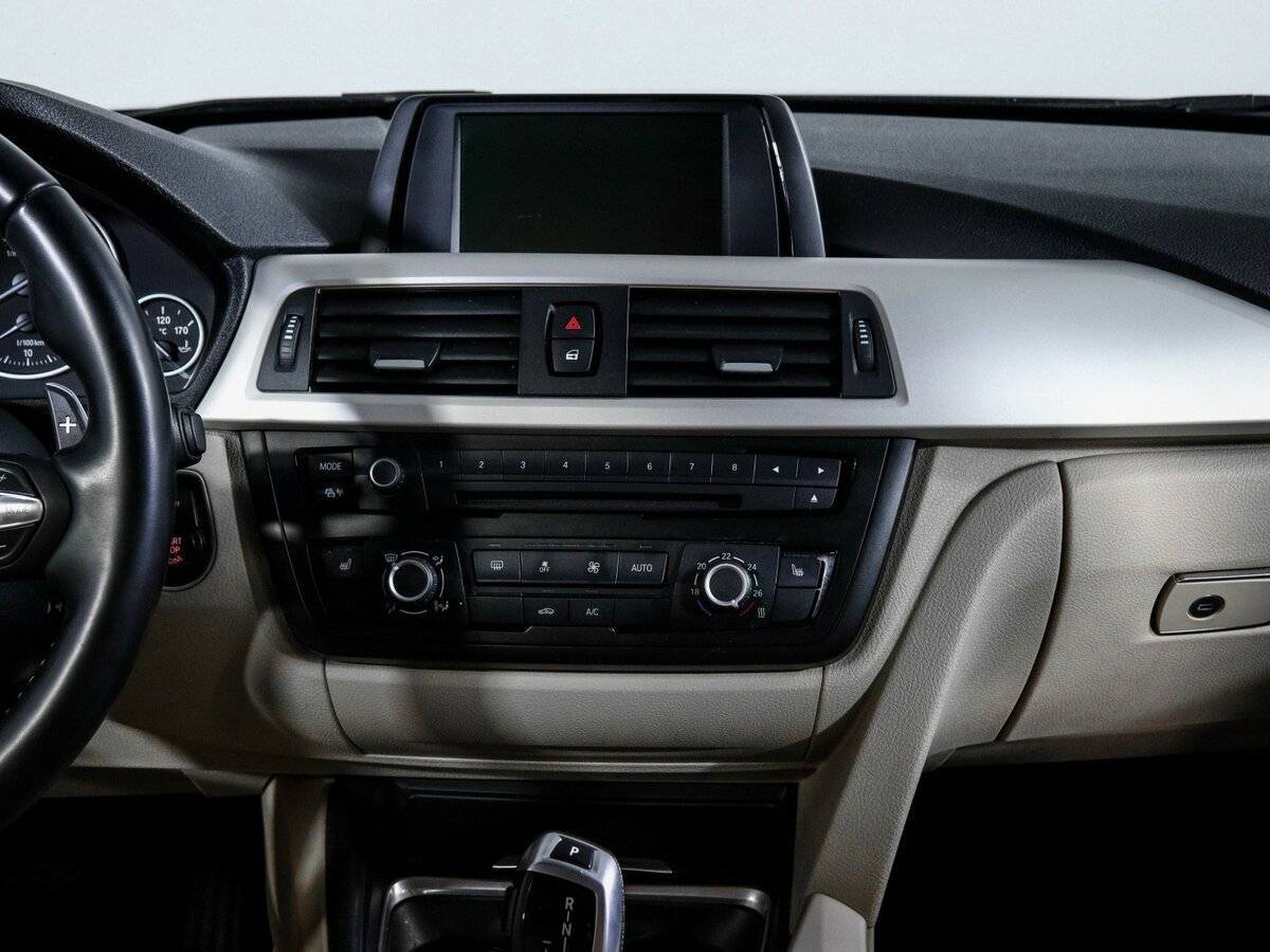 Б/У БМВ 3 серии 2013 года. Фото: #10