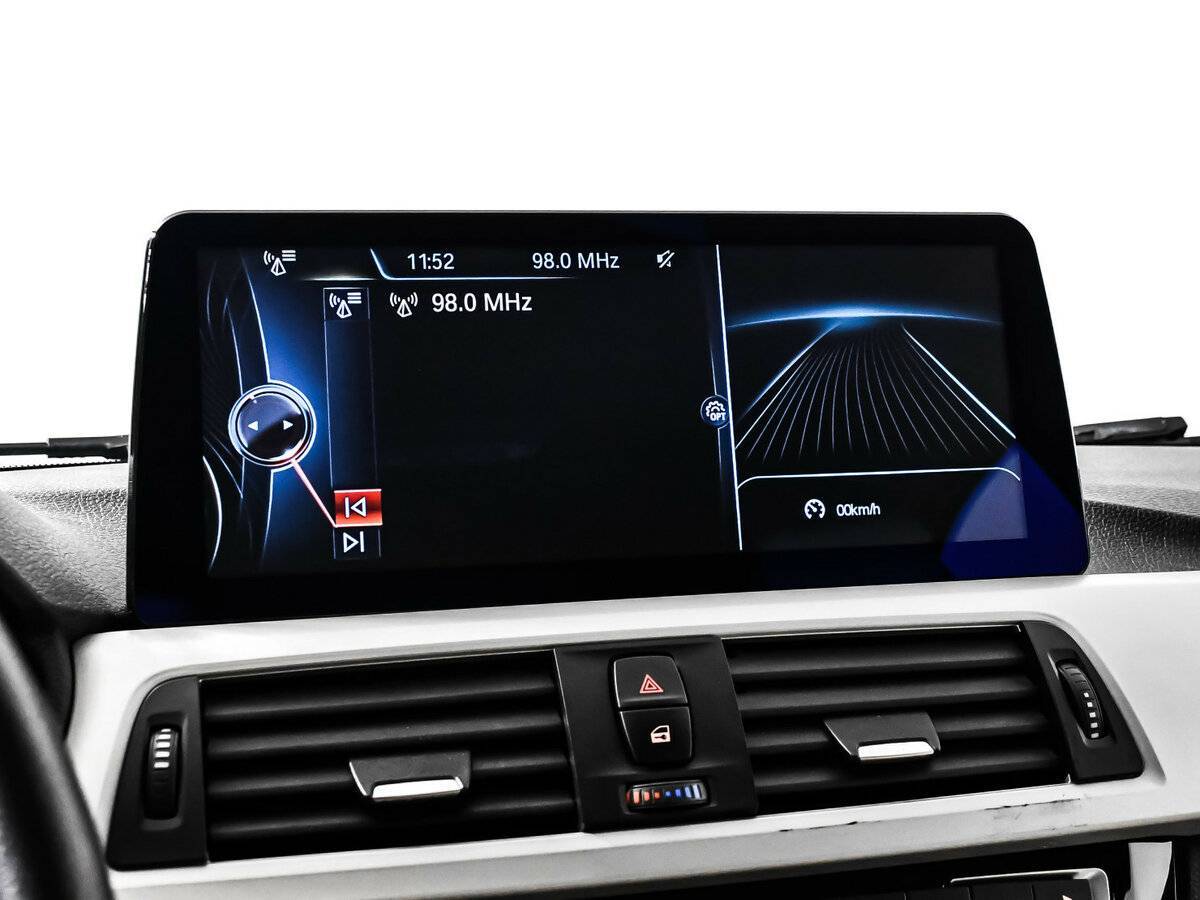 Б/У БМВ 3 серии 2015 года. Фото: #19