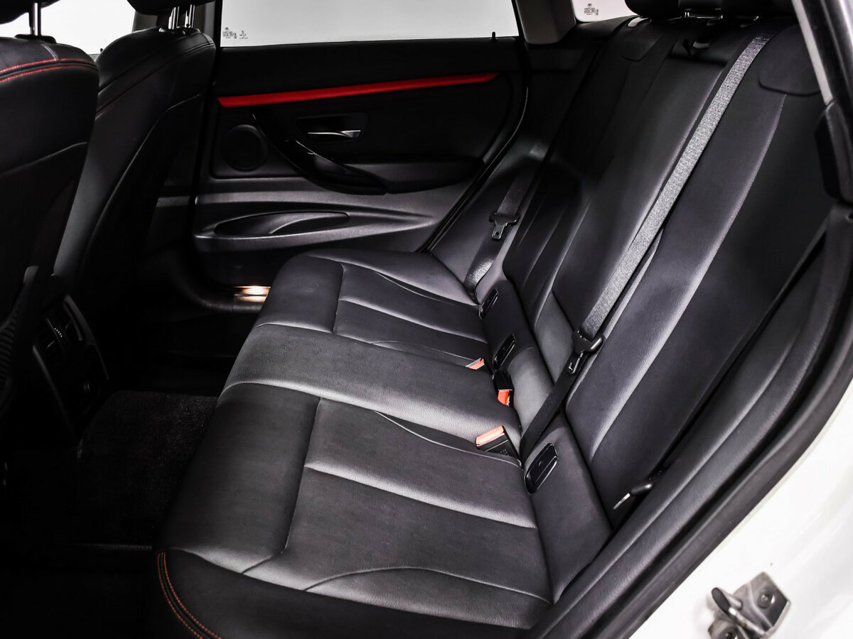 Б/У БМВ 3 серии 2015 года. Фото: #11