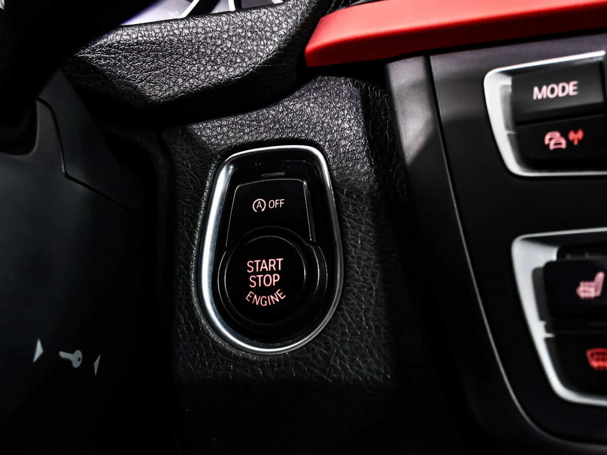 Б/У БМВ 3 серии 2015 года. Фото: #17