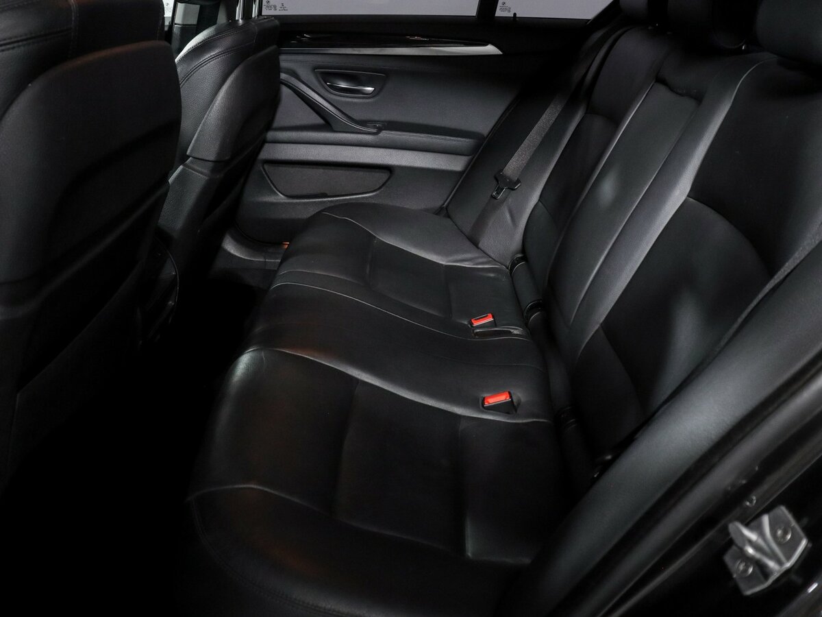 Б/У БМВ 5 серии 2014 года. Фото: #7