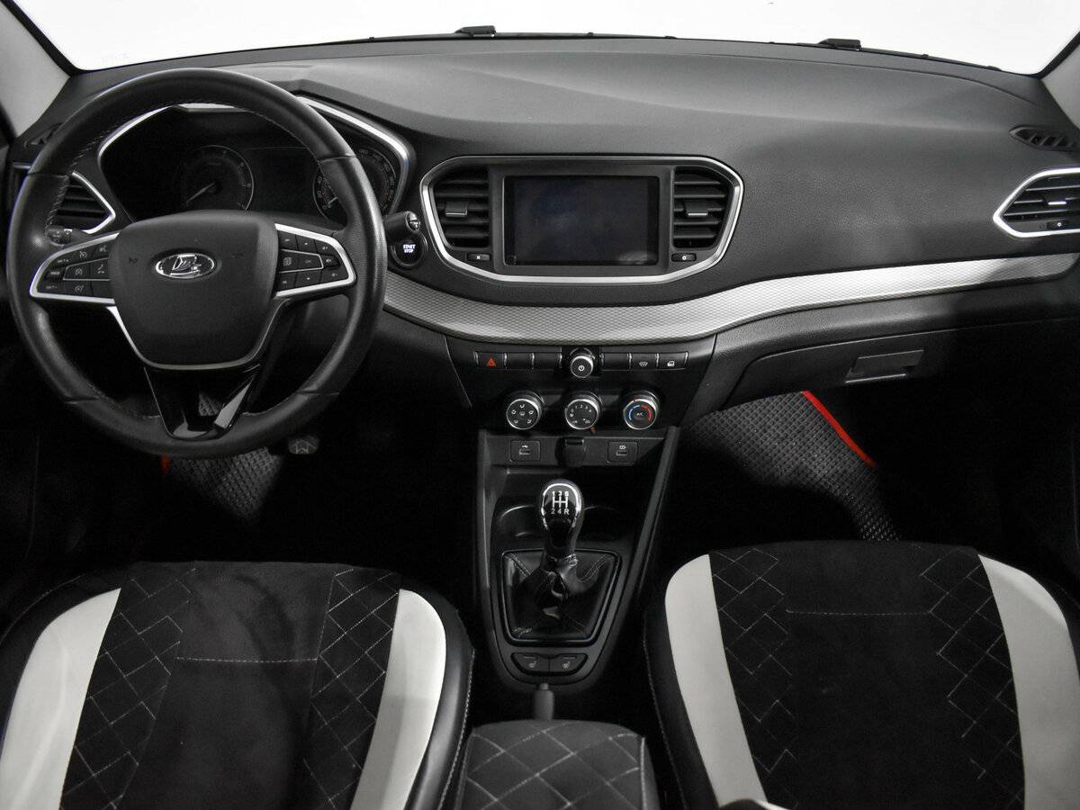 Б/У Лада (ВАЗ) Веста 2023 года. Фото: #13