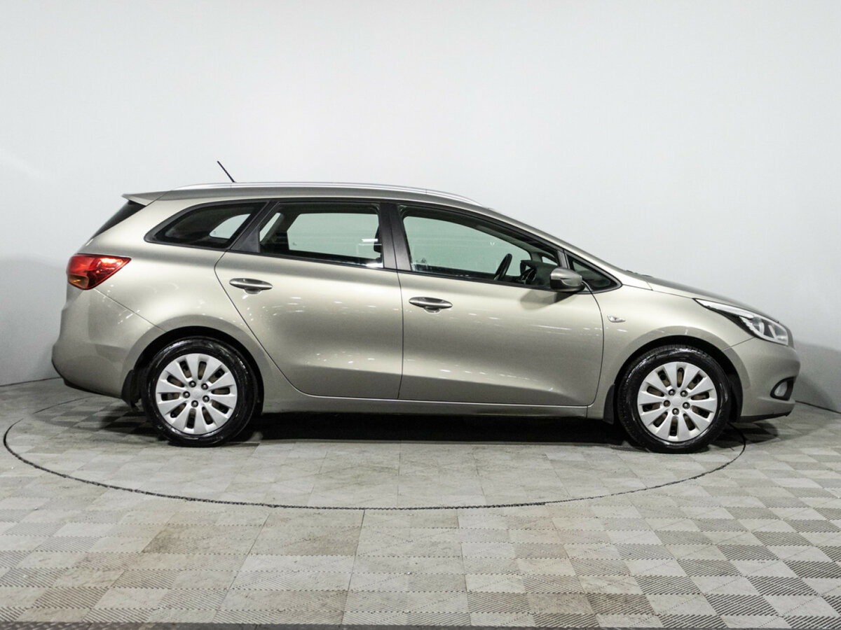 Б/У Киа Сид 2012 года. Фото: #3