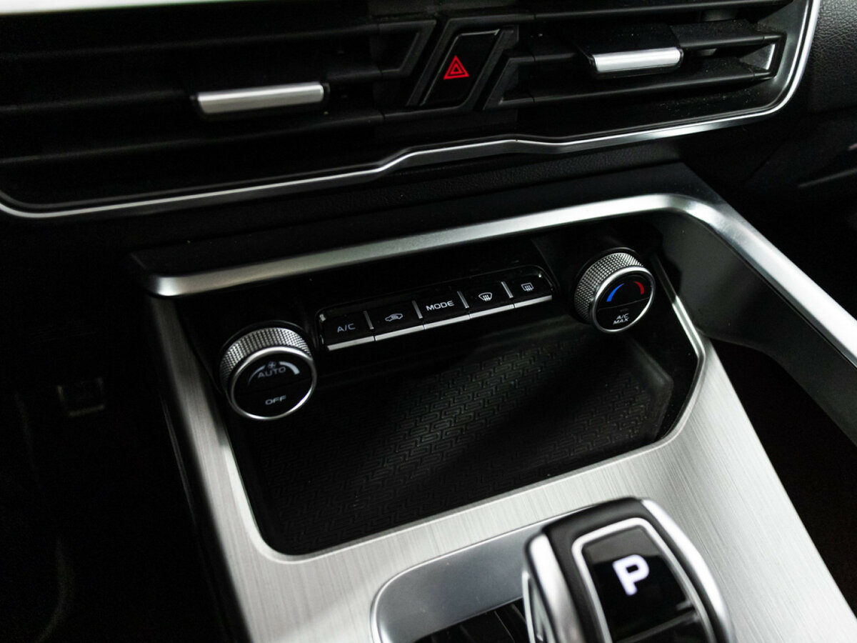 Б/У Джили Кулрэй 2021 года. Фото: #16