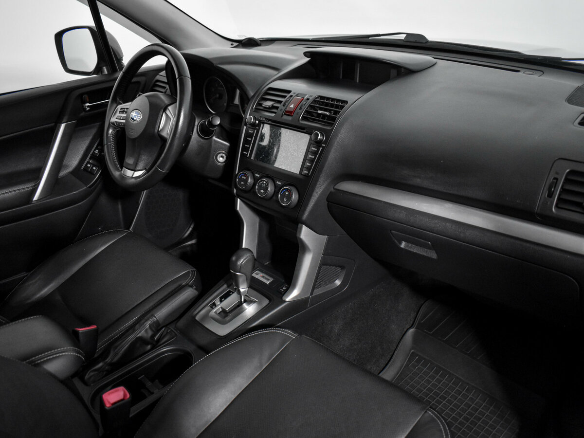 Б/У Субару Форестер 2014 года. Фото: #9