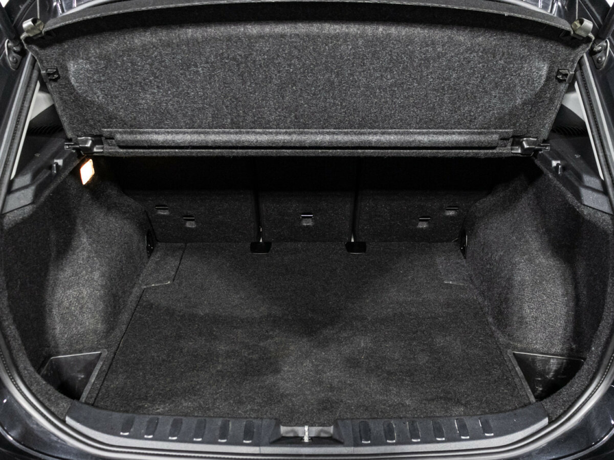 Б/У БМВ Икс1 2014 года. Фото: #16