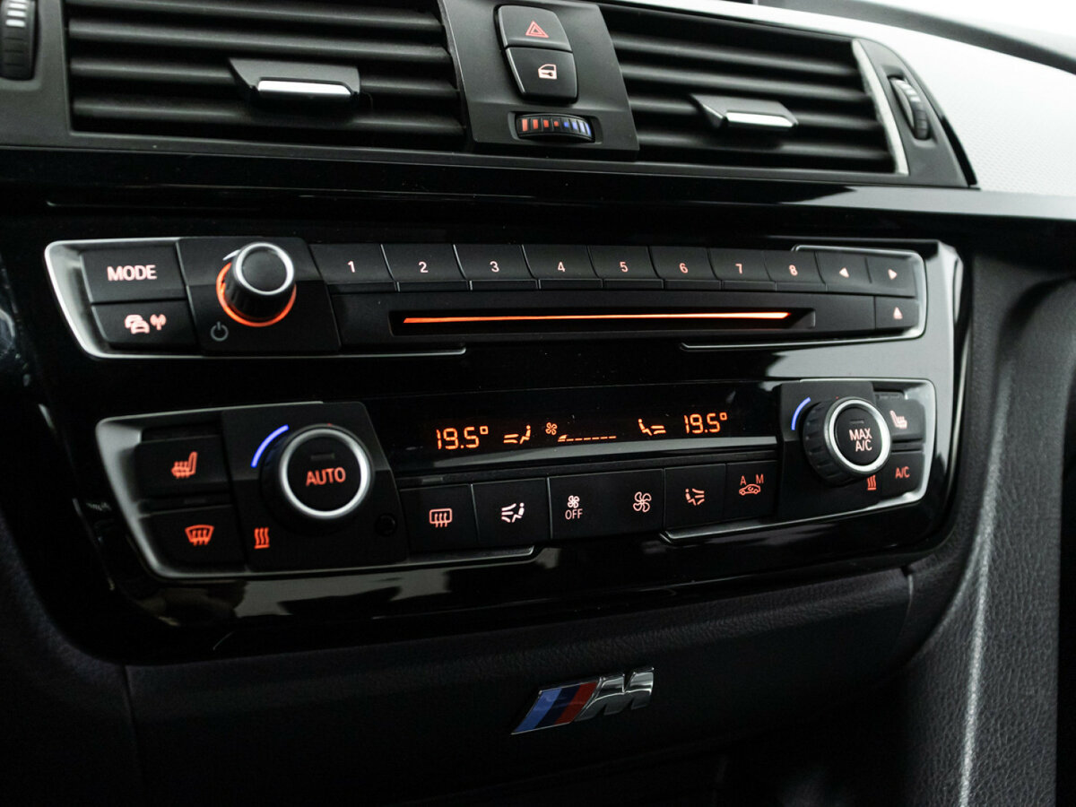 Б/У БМВ 3 серии 2017 года. Фото: #17