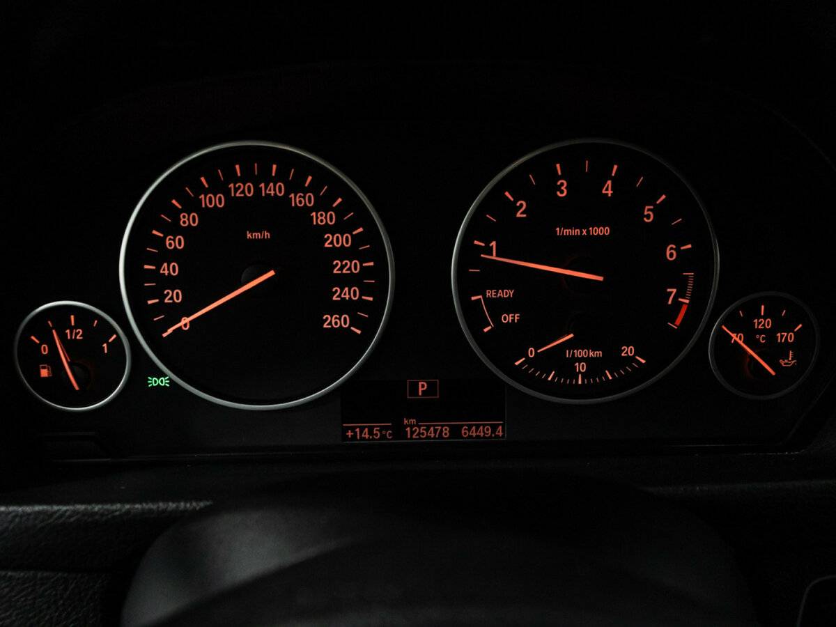 Б/У БМВ 3 серии 2014 года. Фото: #11