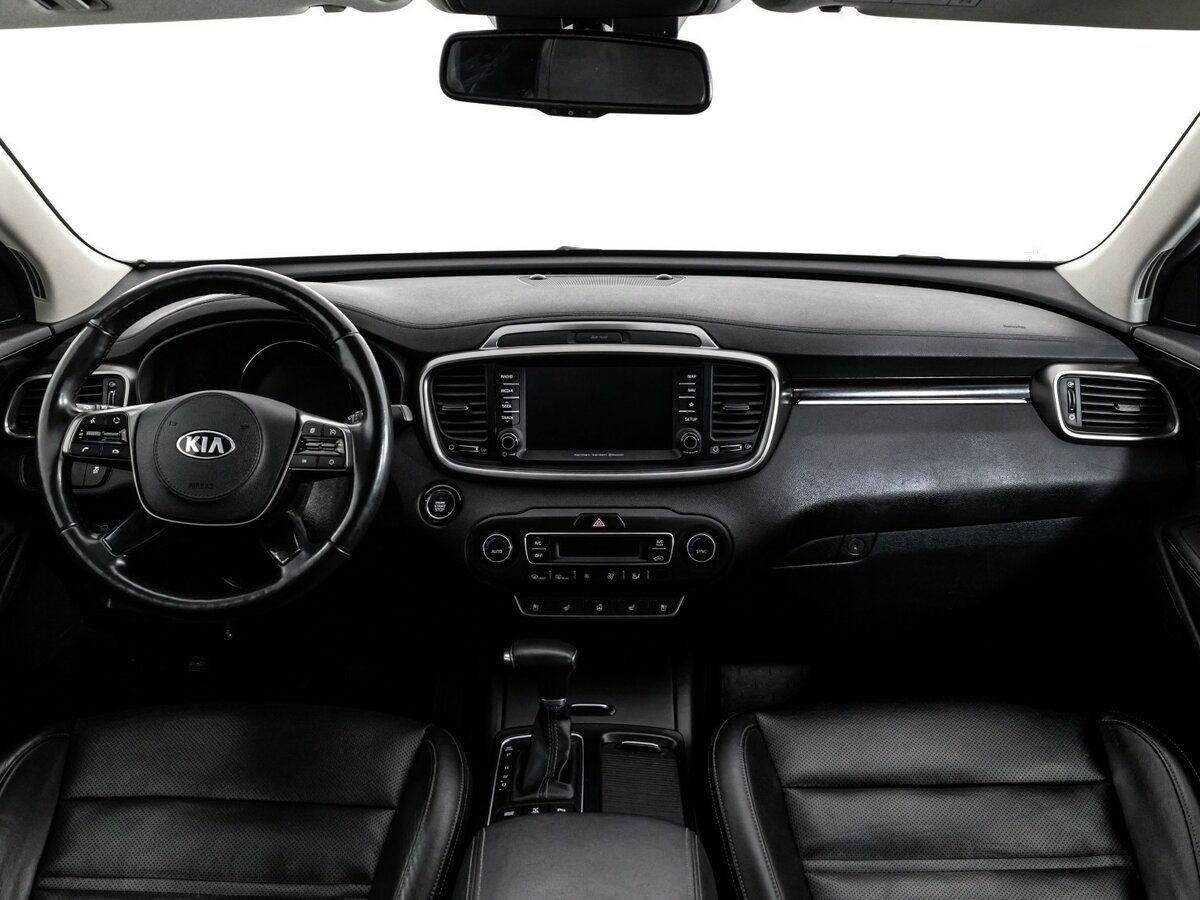 Б/У Киа Соренто 2018 года. Фото: #7