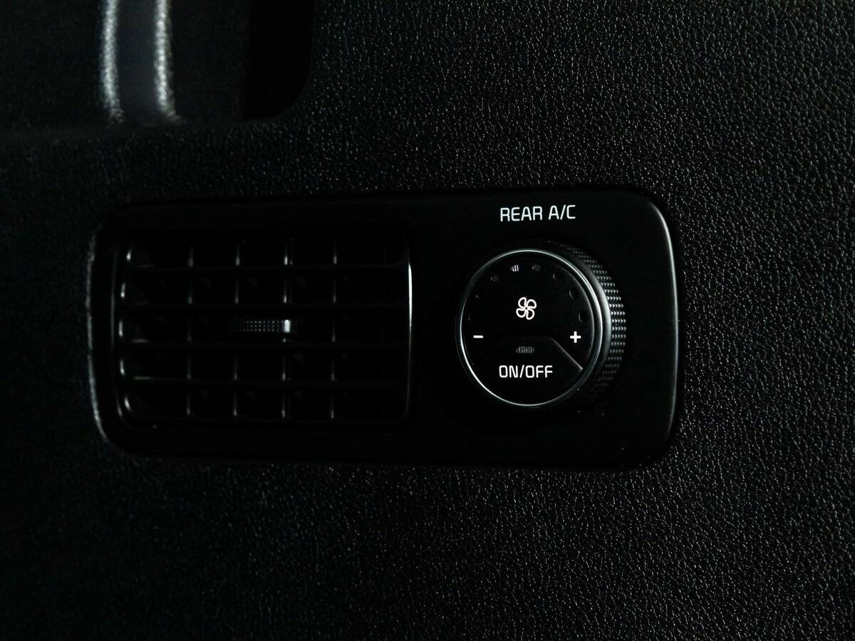 Б/У Киа Соренто 2018 года. Фото: #22