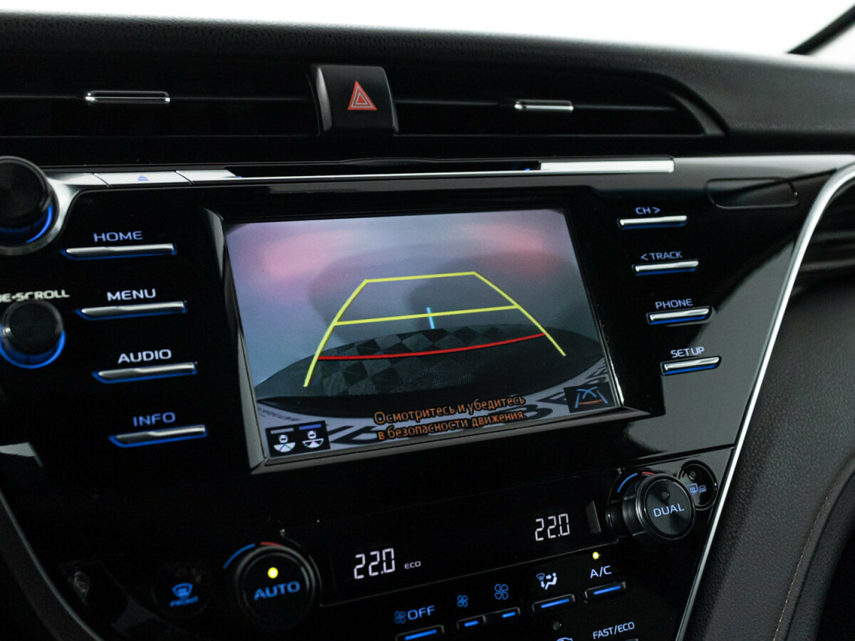 Б/У Тойота Камри 2019 года. Фото: #16