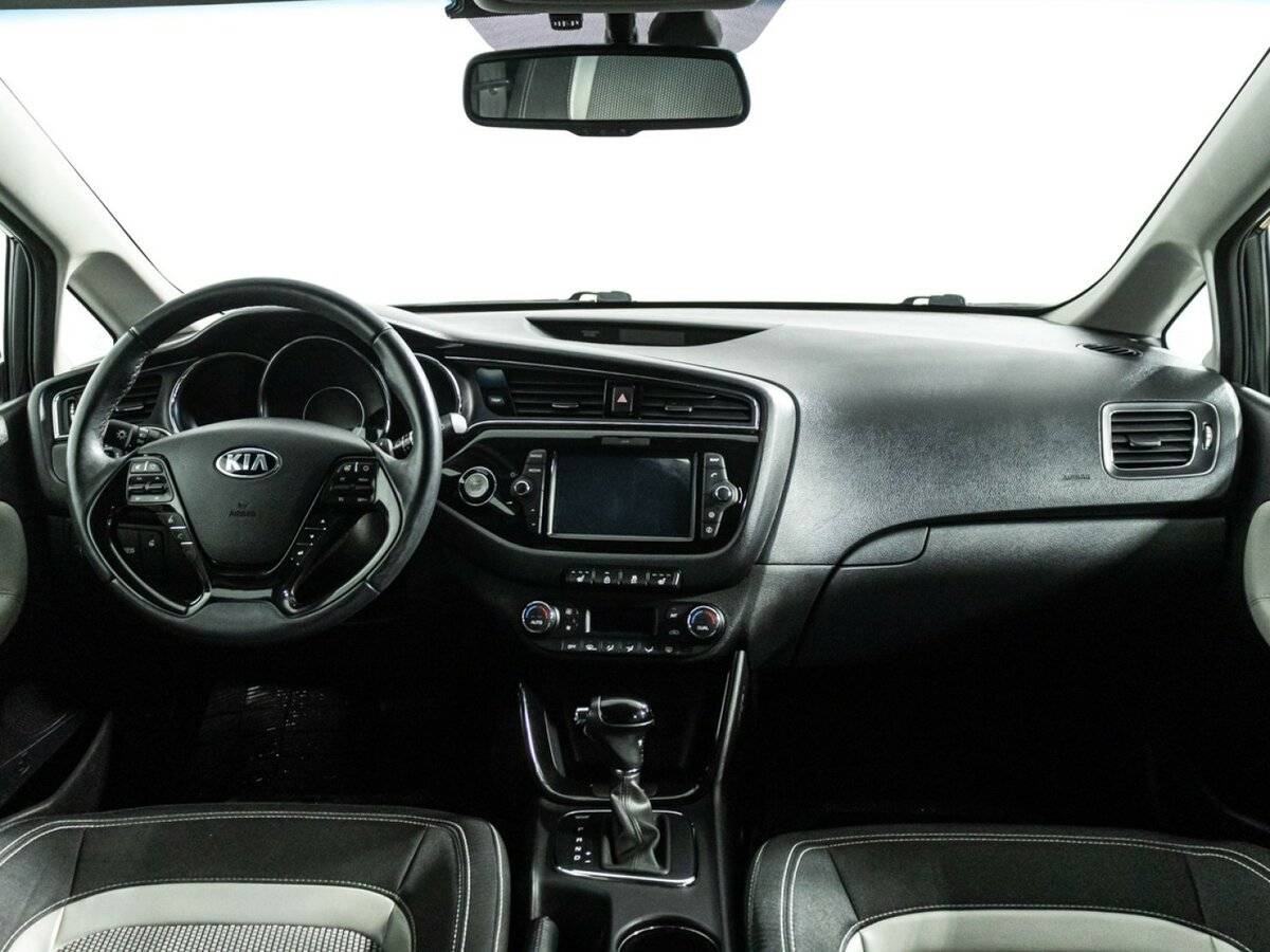 Б/У Киа Сид 2017 года. Фото: #11