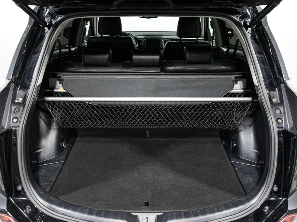 Б/У Тойота Рав4 2016 года. Фото: #22