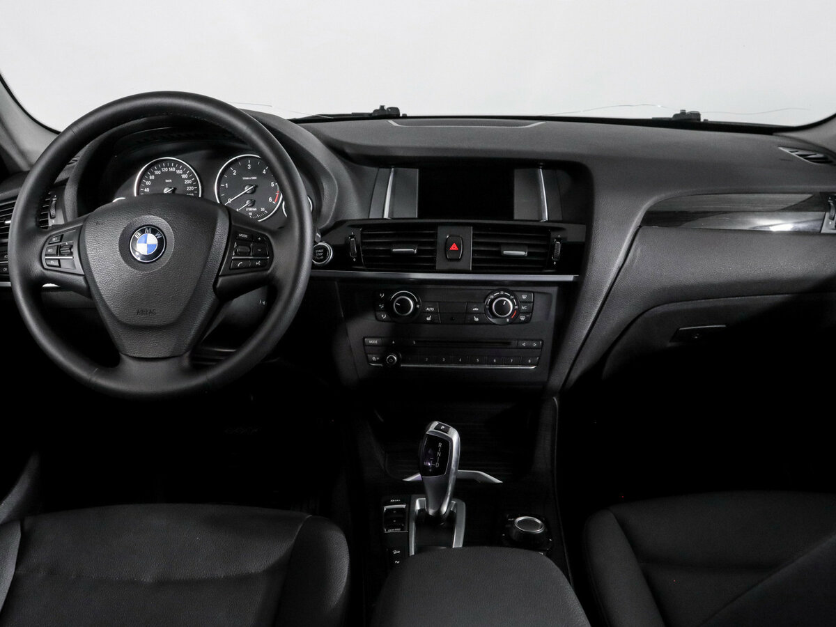 Б/У БМВ Икс3 2016 года. Фото: #8