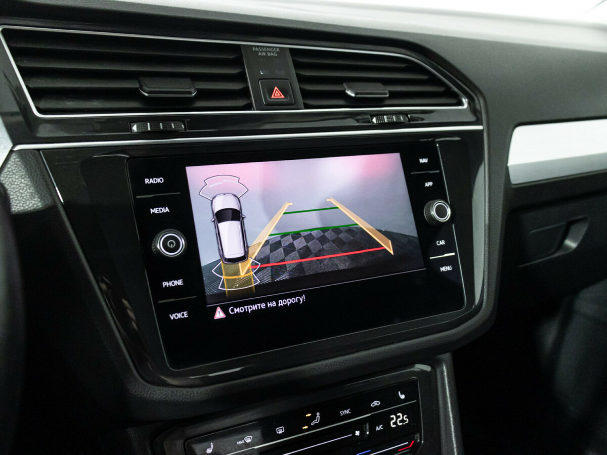 Б/У Фольксваген Тигуан 2021 года. Фото: #14