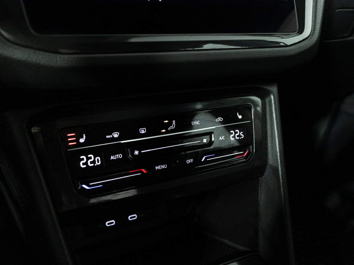 Б/У Фольксваген Тигуан 2021 года. Фото: #15